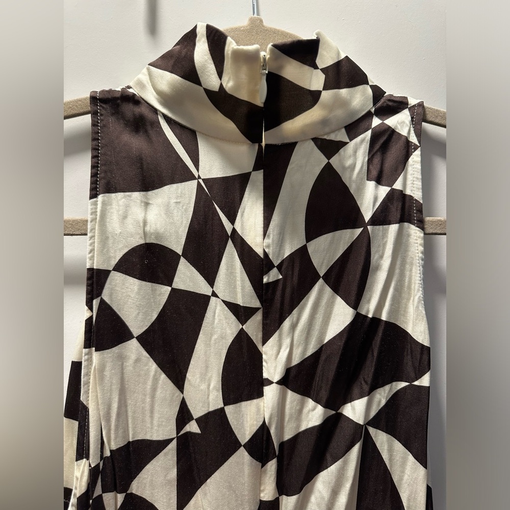 Revolve Dress - image 4